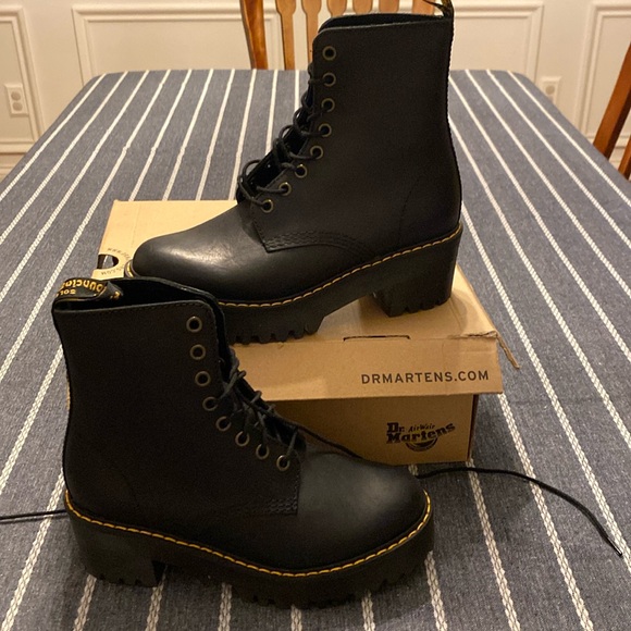 Dr.martens shriver HI womens black asst.sizes LB - Picture 1 of 4
